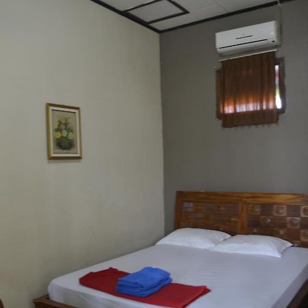 Sartika Hotel Prawirotaman Jogjakarta Buitenkant foto